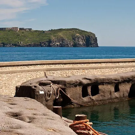 Hotel Calabattaglia Ventotene